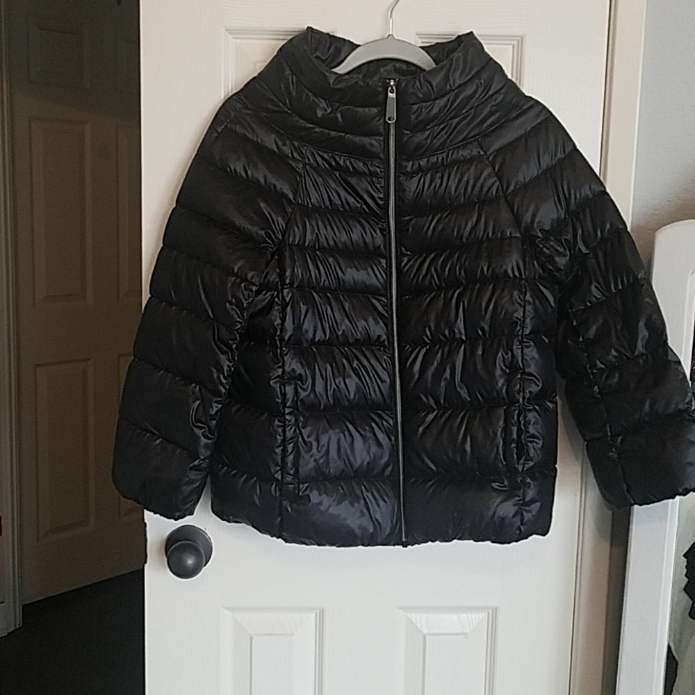 Black puffer jacket